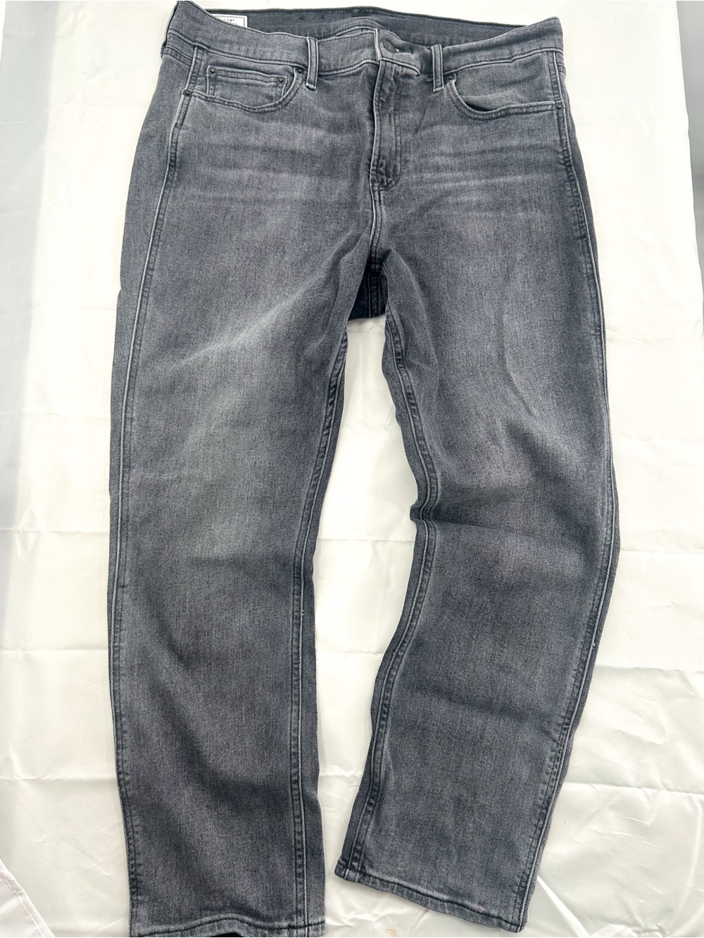 Gap Women’s Vintage Mid Rise Slim Jeans 32